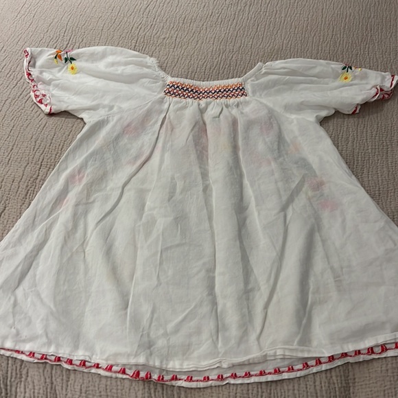 embroidered dress - Picture 4 of 5